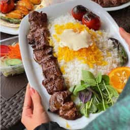 چلوکباب محلی مخصوص